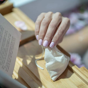 All-Natural Ingredients of Monsuri Rose Bath Salts for a Relaxing Bath