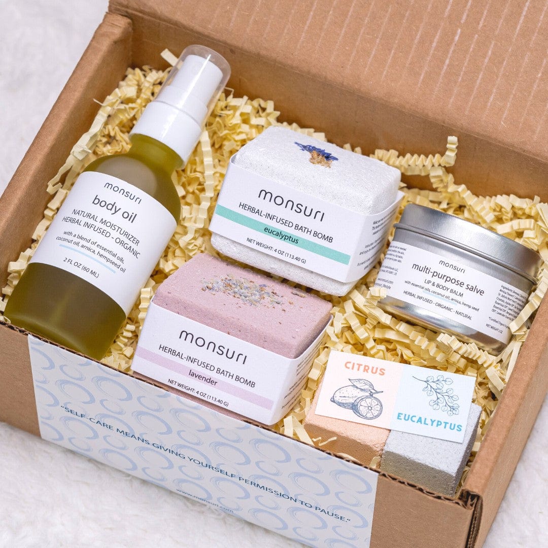 Monsuri organic spa gift basket for women
